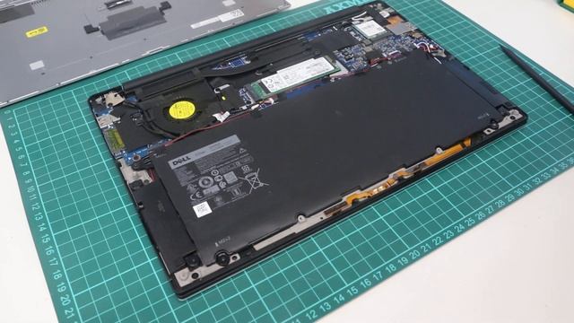 Dell XPS 13 9360 SSD Upgrade and Battery Replacement Guide смотреть онлайн