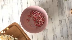 Тарталетки с крабовыми палочками сыром и яйцом  Как приготовить ТАРТАЛЕТКИ с крабовыми палочками