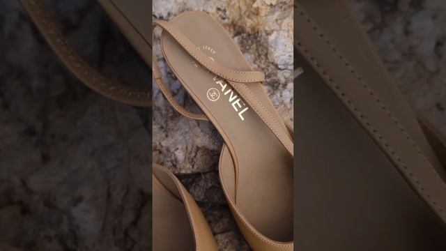Обзор классических Slingback Chanel смотреть онлайн