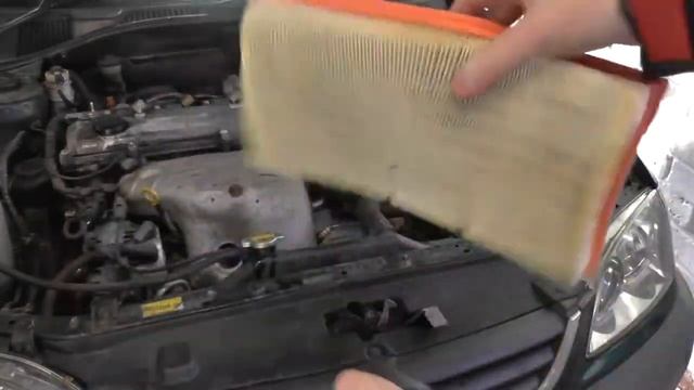 Toyota Avensis Air Filter Remove & Replace Guide смотреть онлайн
