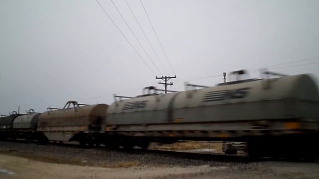 UP manifest JUNK train on the UP Golden State Route 12/17/2015 смотреть онлайн