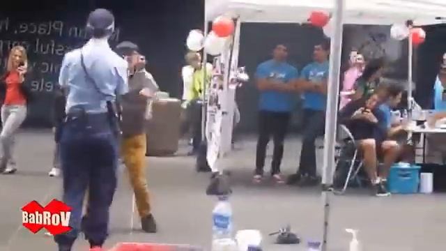 Mo-Do - Super Gut & Einz, Zwei, Polizei