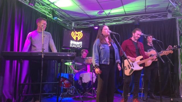 CityWide on Radio 104.5 Live at 5! смотреть онлайн