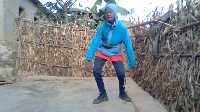 Petit Afro Rwanda Dance:alors on dance by stromae смотреть онлайн
