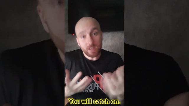 Фраза дня - catch on (to something) - фразовый глагол catch on to something смотреть онлайн