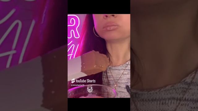 ASMR crunch of chalk in paste_ Честер в Сакуре💥 #asmr #chalk #chalkcrunch #asmrsounds смотреть онлайн