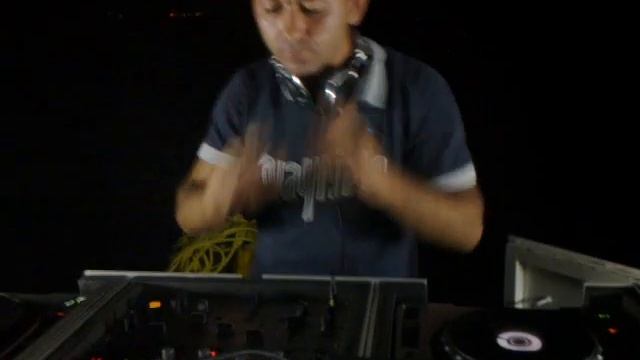 DJ AHMET ERKURT (ANKARA)CRYSTAL FLORA ( SUMMER NIGHT 1).3gp смотреть онлайн