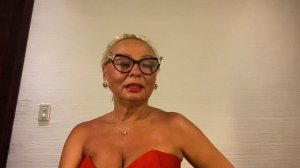 Дак КТО же вас полюбит, если вы от всех закрываетесь?