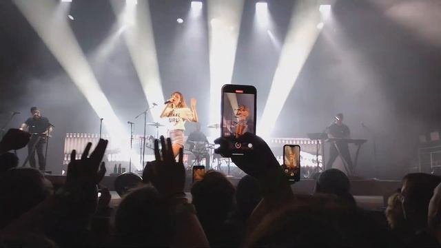 Chvrches - Boston, MA RoadRunner - Never Say Die 8-4-22 смотреть онлайн