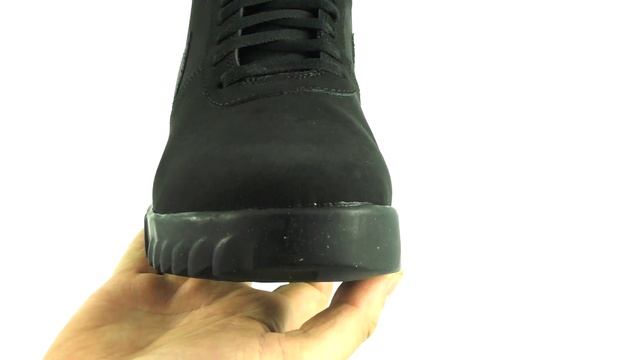 654888-090 NIKE смотреть онлайн
