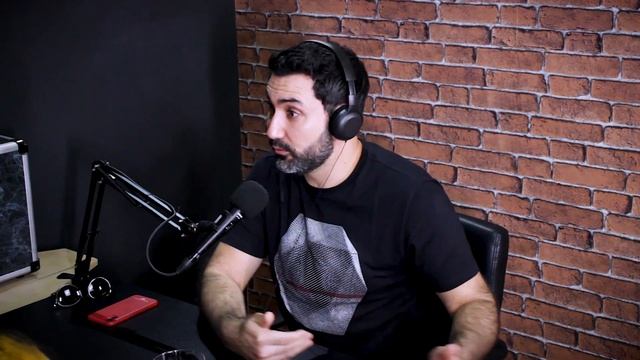 O Estagiário na Nova Economia feat. Diego Barreto, VP do iFood | Podcast #48 смотреть онлайн