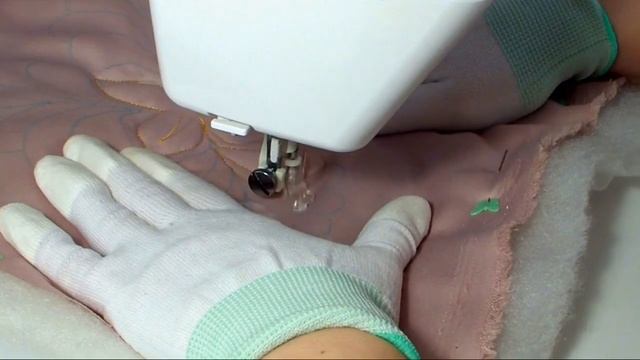 СТЁЖКА Новый вариант свободно ходовой стёжки для покрывала [своими руками DIY] смотреть онлайн