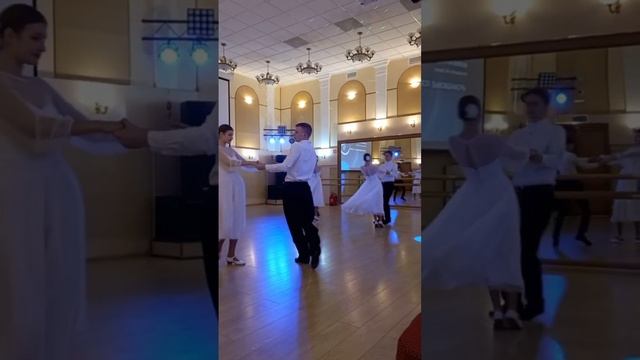 ✨Ночь искусств в ДК «Меридиан»! Праздничный концерт от коллективов и солистов МБУК ДК. #НочьИскусс смотреть онлайн