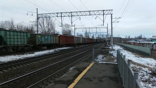 Грузовые поезда на ст. Площадь Ленина смотреть онлайн
