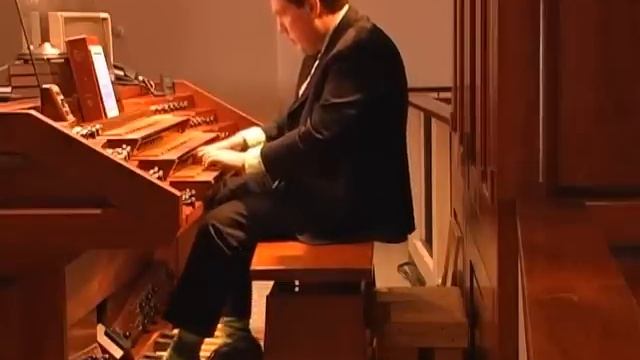 Fantasia in G Minor by J. S. Bach played by Guy Whatley смотреть онлайн