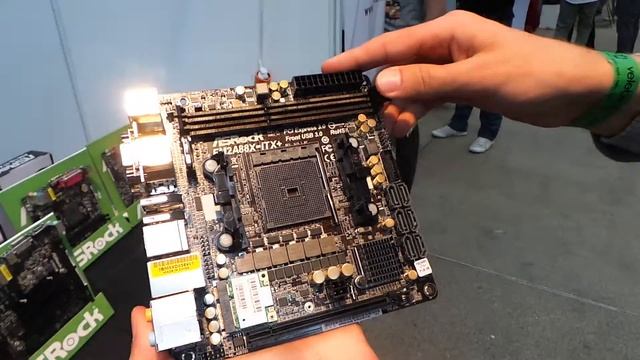ASRock FM2A88X-ITX+ alaplap bemutató videó | Tech2.hu смотреть онлайн