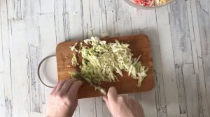 Салат с пекинской капустой крабовыми палочками и кукурузой  Как приготовить САЛАТ с капустой