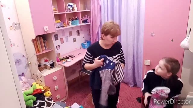 Делаем уроки. Перебои с водой. Расхламляем шкаф Катерины смотреть онлайн