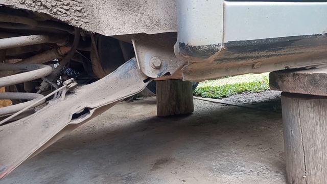 como trocar as buchas do eixo traseiro do Corsa Celta e Prisma👍 смотреть онлайн