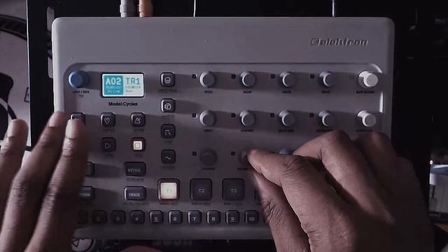 Elektron Model:Cycles A Hiphop Producer Review смотреть онлайн