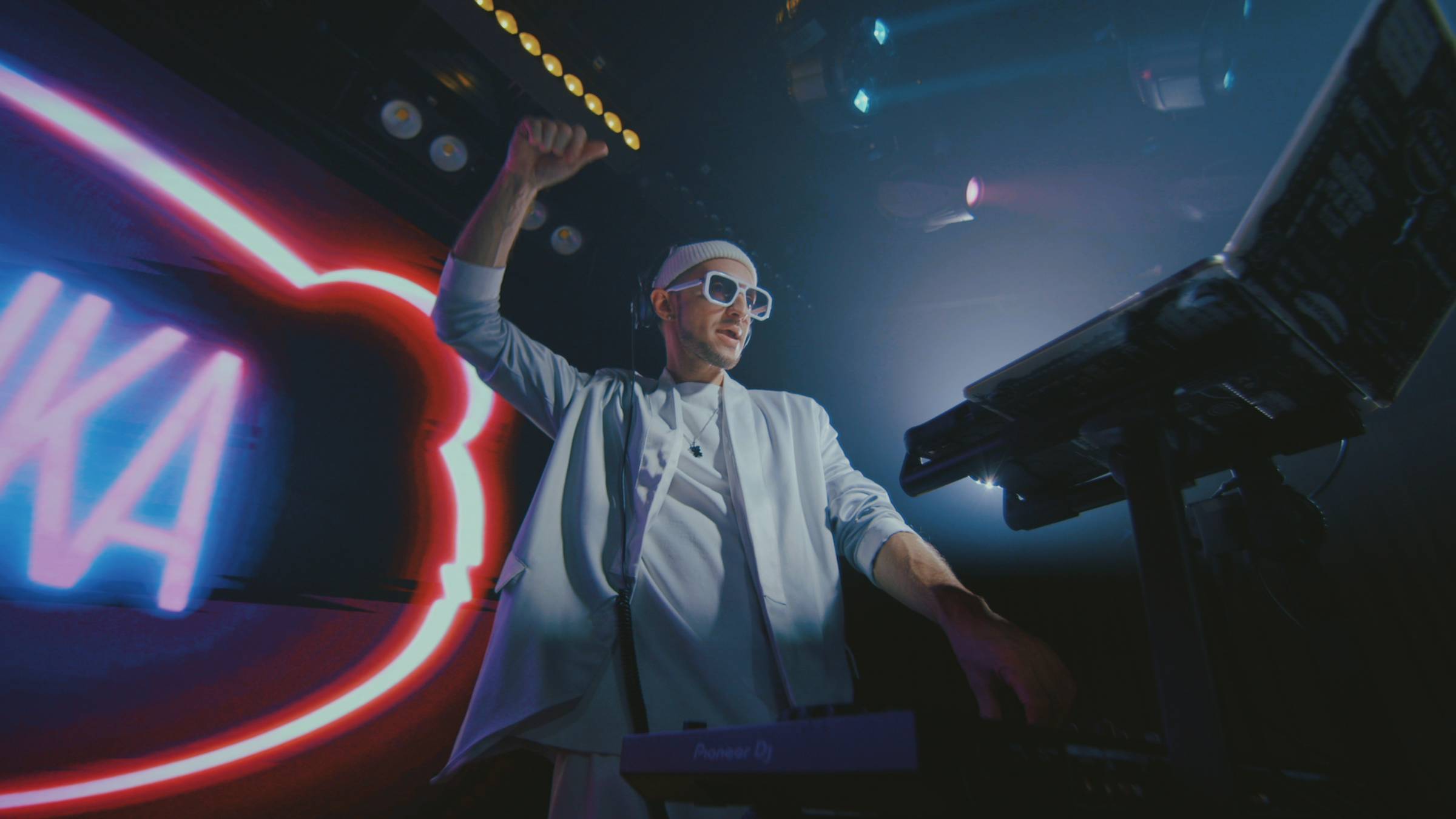 MISHKA PROMO смотреть онлайн