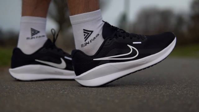 Best Running shoes for Beginners! Nike Downshifter 13 review смотреть онлайн
