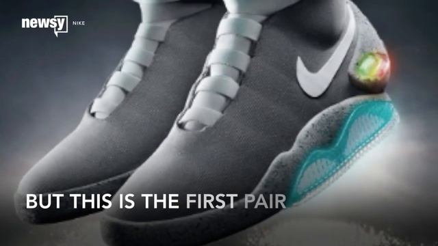Nike's Self-Lacing Shoe Is Real, And You'll Be Able To Buy It (Soon) - Newsy смотреть онлайн