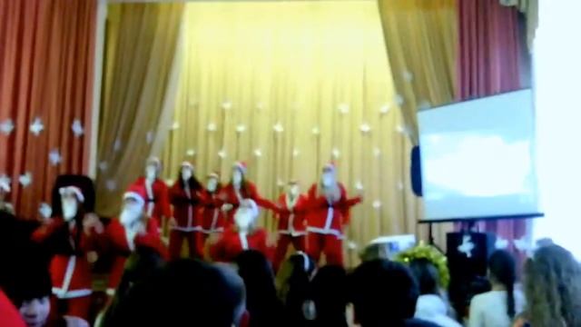 Копия видео "Выступление в школе 2101" смотреть онлайн