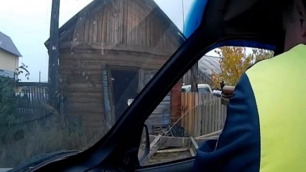 Медведь  в сарае