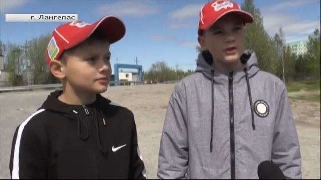 Спортсмены из Лангепаса организовали экоплоггинг смотреть онлайн