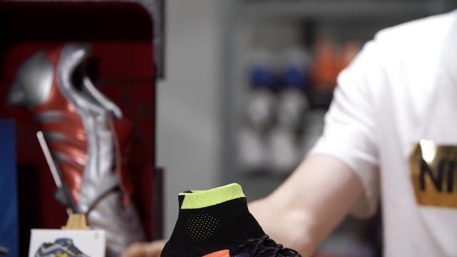 Nike What The Mercurial Superfly IV Tech Talk | 18 years of speed all in one boot смотреть онлайн