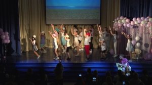 Концерт к 8 Марта в школе "Дмитровский"