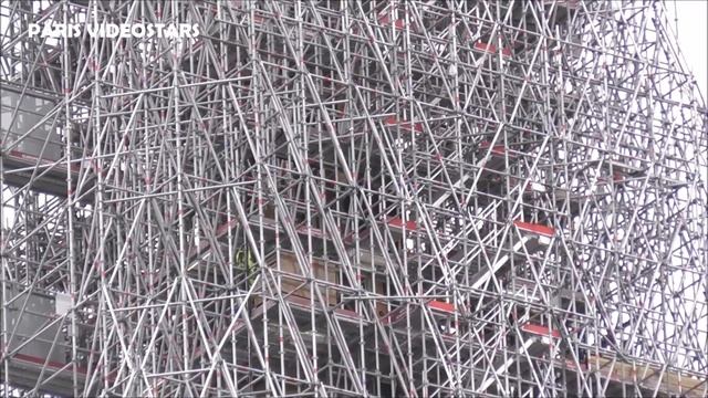 Chantier de la Cathédrale Notre-Dame de Paris 23 novembre 2023 - Rénovation Charpente, Forêt, flèch смотреть онлайн