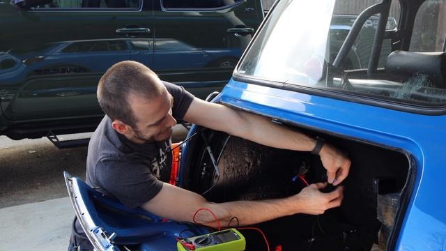Fixing a Mini Fuel Gauge Level - The Spiyda Gauge Wizard Mk4 смотреть онлайн