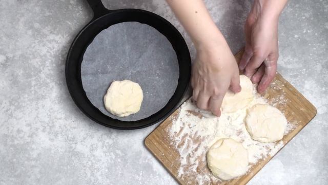 Сырники из творога в духовке с манкой Как приготовить СЫРНИКИ с манкой в духовке смотреть онлайн