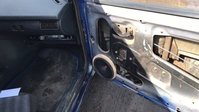 Замена штатной акустики в ВАЗ 2114 на DL Audio Raven 165 v2 смотреть онлайн