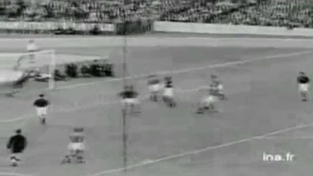 Как и где появился футбол? смотреть онлайн