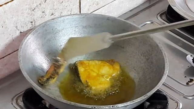 FISH CURRY |যারা রোজ রান্না সেরে বাইরের কাজও সামলান তাদের জন্য পারফেক্ট রেসিপি |KRISHNA'S CHANNEL смотреть онлайн