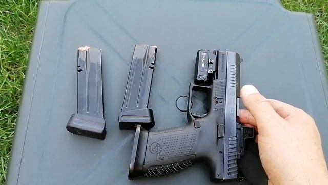 Polymer 3D printed magwell for CZ P-10 C (Accepts original magazine plates) смотреть онлайн