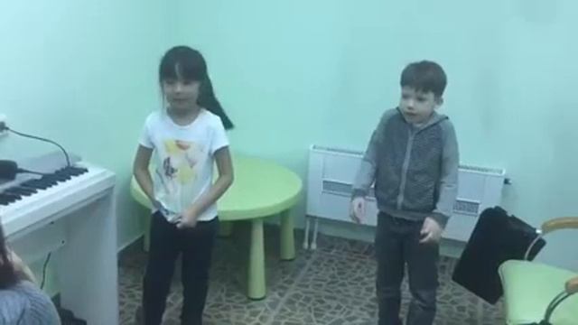 Мистер Вова поёт песню дуэтом. смотреть онлайн