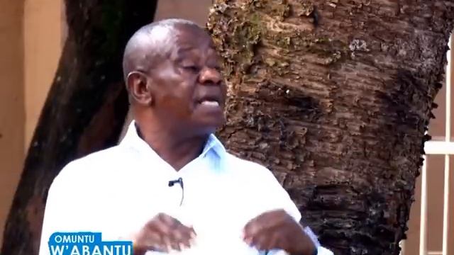 Omuntu w'abantu: Al-hajji Edris Mayanja Njuki (yali munnamawulire wa Amin) Part B смотреть онлайн