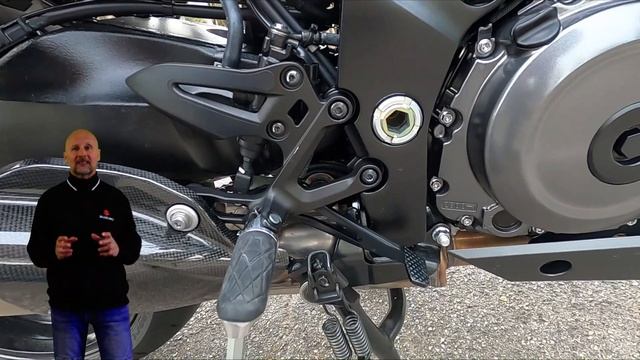 Suzuki GSX-S 1000 GX Test ride completo (English subtitles) смотреть онлайн