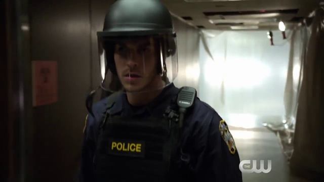 Containment Pilot Scene The CW смотреть онлайн
