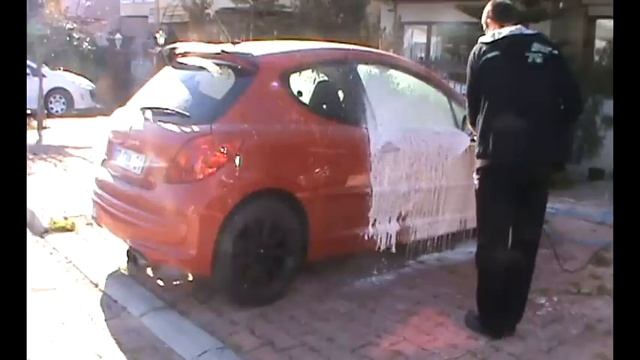 Valet Pro pH Neutral Snow Foam смотреть онлайн