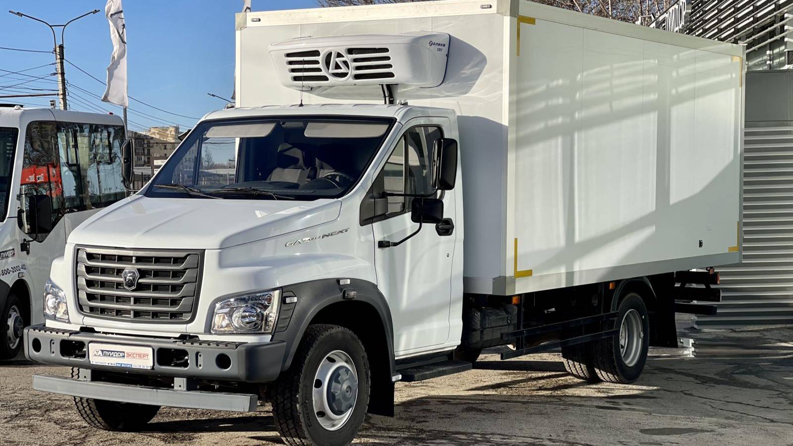 ГАЗ ГАЗон Next 3010 GA 4x2 Дизель Механическая (168 л.с.) Рефрижератор 2022 смотреть онлайн
