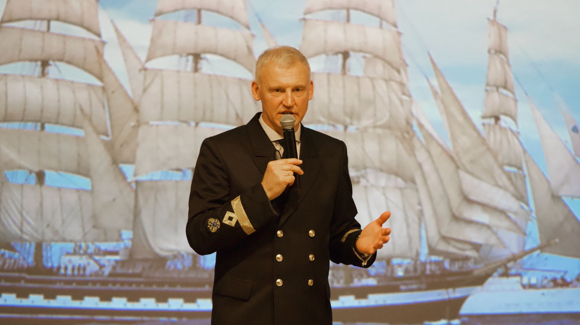 Встреча с Михаилом Новиковым смотреть онлайн