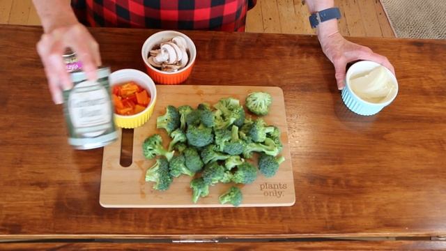 Weight Loss Friendly Chickpea Stir Fry / The Starch Solution смотреть онлайн