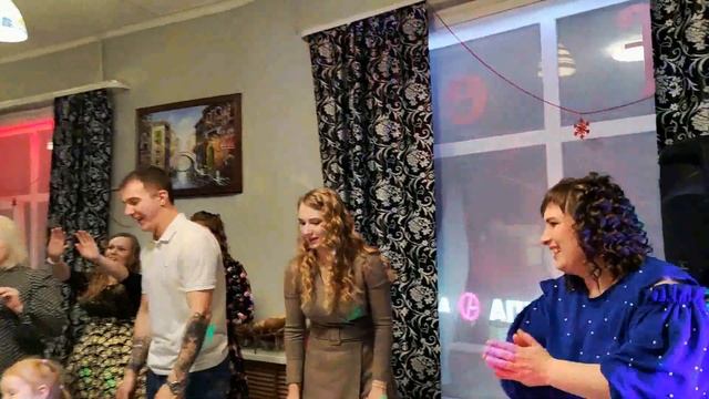 Белый мишка поздравление смотреть онлайн