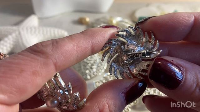 Винтажная бижутерия Sarah Coventry .