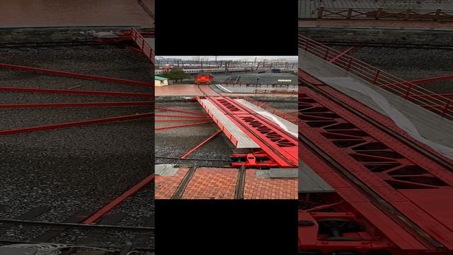 Поворотная платформа 🚂